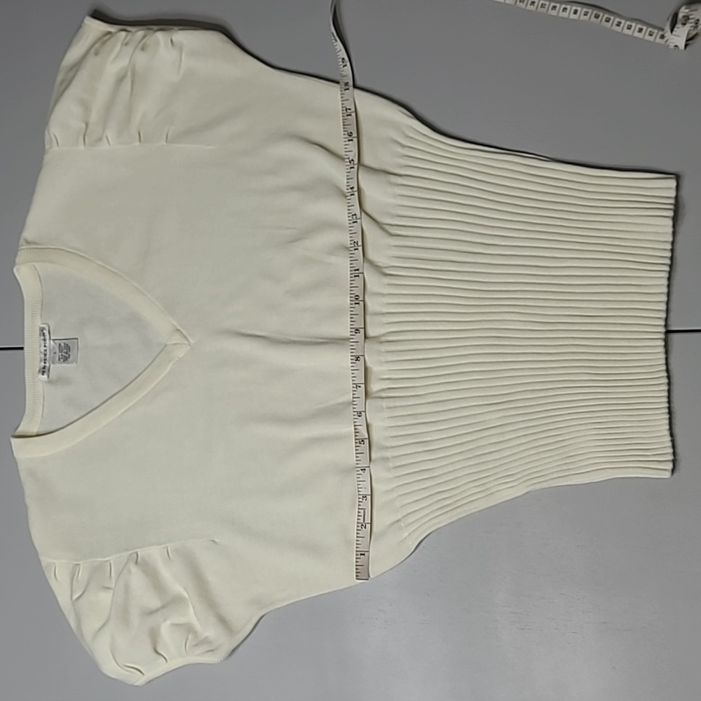 Reference Point knit top (Ivory) - Picture 10 of 10